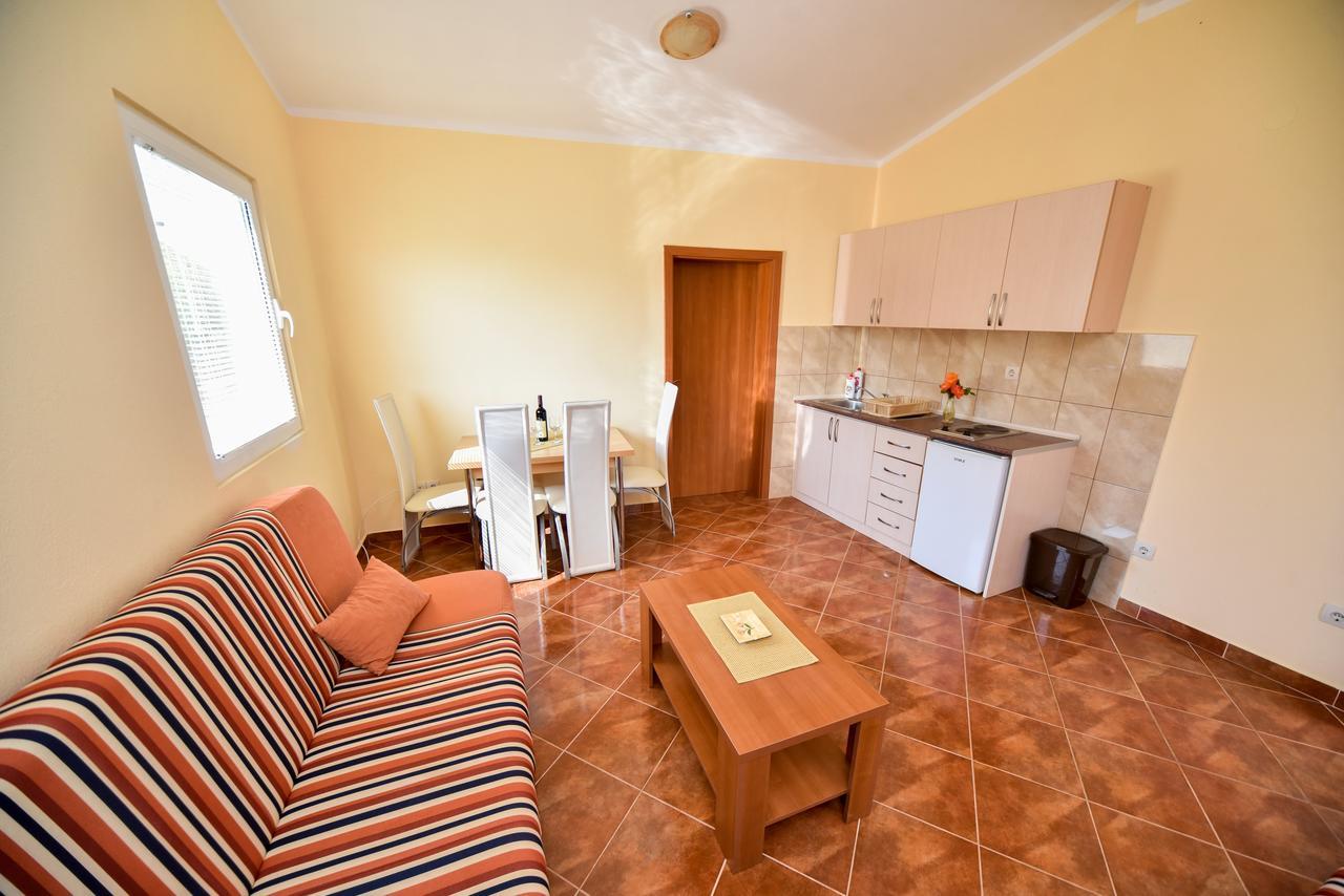 Apartmani Stanisic Čanj Eksteriør billede