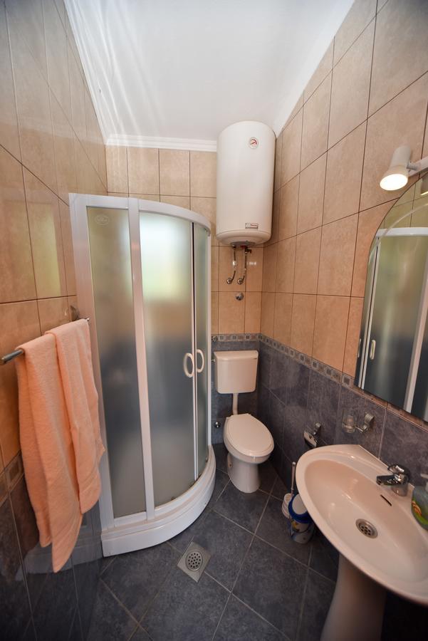 Apartmani Stanisic Čanj Eksteriør billede